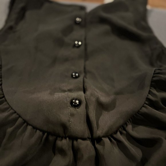 EMBROIDER LACE RUFFLE SHELL - Picture 4 of 5